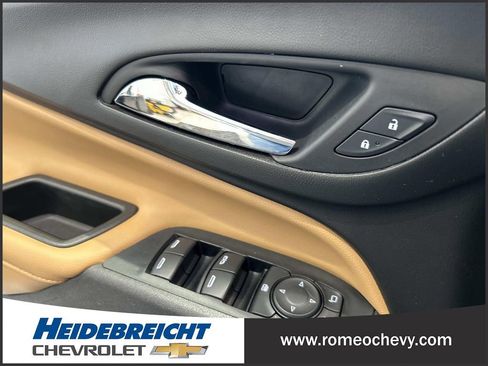 Used 2019 Chevrolet Equinox Premier image 10