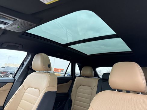 New 2026 Volkswagen Atlas Cross Sport SEL R-Line image 23