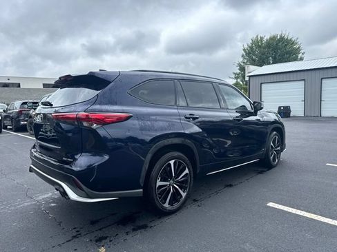 Used 2021 Toyota Highlander XSE AWD/4WD image 5