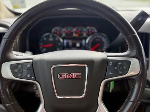 Used 2018 GMC Sierra 1500 SLT AWD/4WD image 14