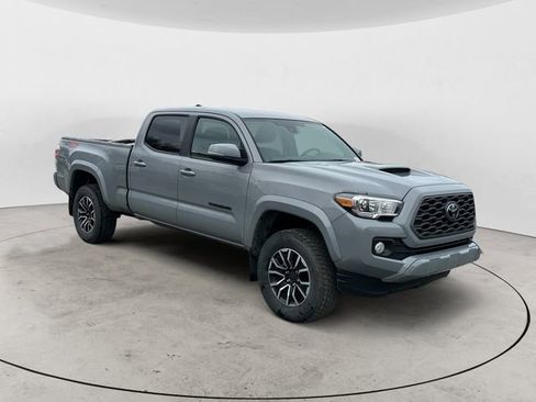 Used 2021 Toyota Tacoma TRD Sport AWD/4WD image 7