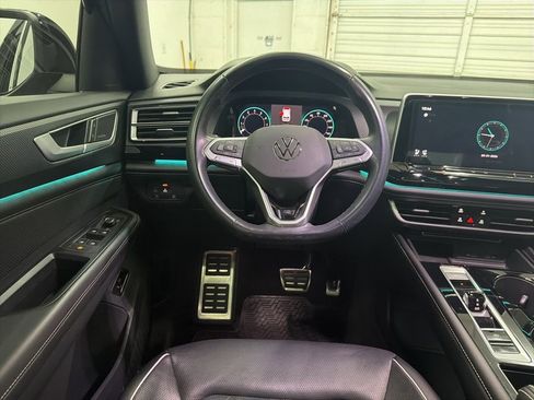 Used 2024 Volkswagen Atlas Cross Sport SEL Premium R-Line image 22