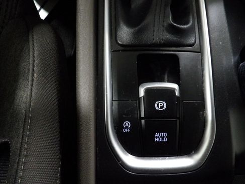 Used 2019 Hyundai Santa Fe SE w/ Cargo Package FWD image 18