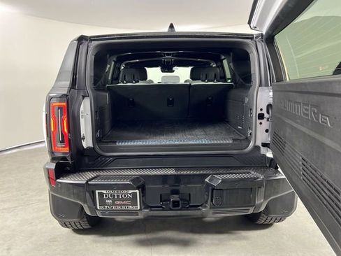 Used 2025 GMC Hummer EV 3X w/ LPO, Sport Package image 27
