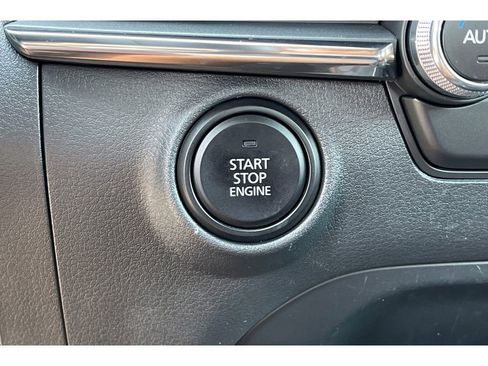 Certified 2025 MAZDA MAZDA3 Carbon AWD/4WD image 35