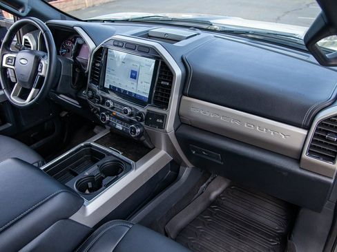 Used 2022 Ford F250 Lariat w/ Lariat Ultimate Package image 19