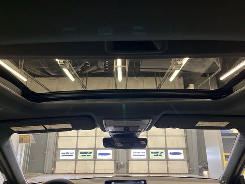 Used 2024 Honda CR-V Sport Touring image 29