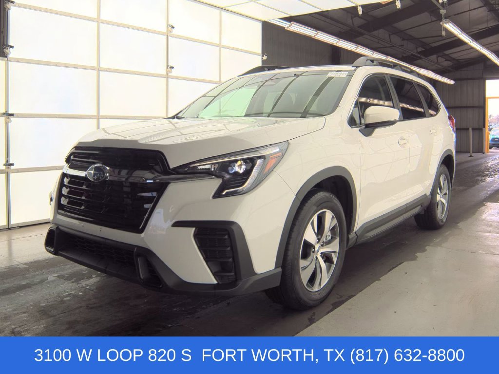 Used 2025 Subaru Ascent Premium AWD/4WD image 1
