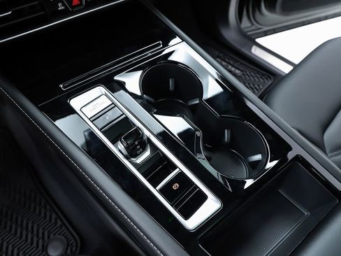 New 2026 Volkswagen Atlas Cross Sport SE image 24