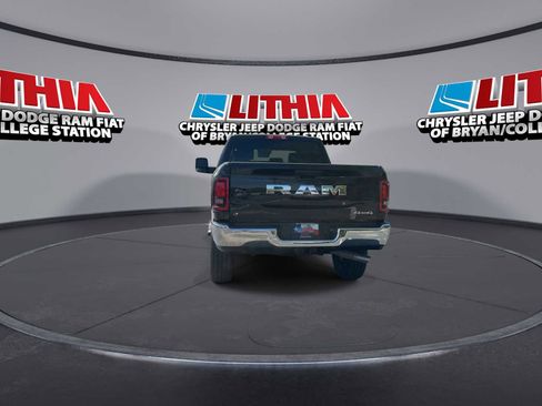 Used 2026 RAM 2500 Tradesman w/ Chrome Appearance Group AWD/4WD image 7