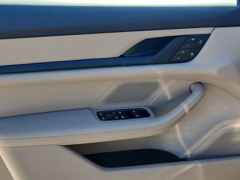 Certified 2022 Porsche Taycan image 13