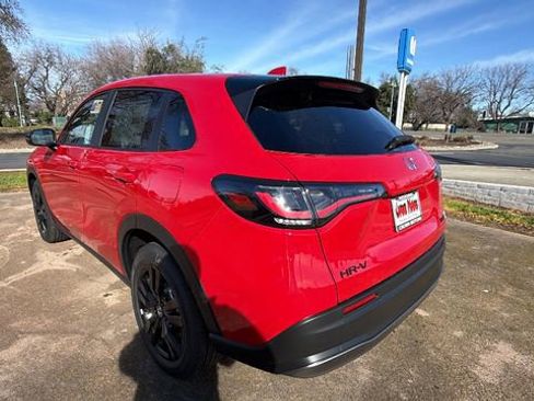 New 2026 Honda HR-V Sport image 6