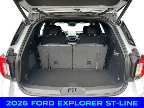 New 2026 Ford Explorer ST-Line w/ ST-Line Street Pack AWD/4WD image 5