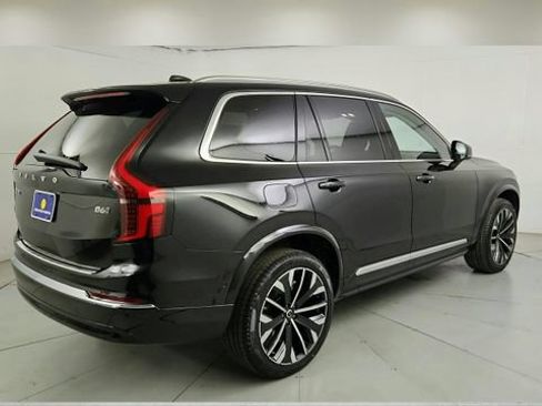New 2026 Volvo XC90 B6 Plus w/ Protection Package AWD/4WD image 4