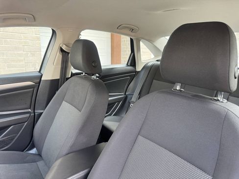 Used 2020 Volkswagen Jetta SE FWD image 10