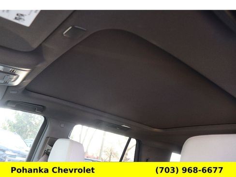 Used 2023 Chevrolet Tahoe Z71 w/ Z71 Off-Road Package AWD/4WD image 21