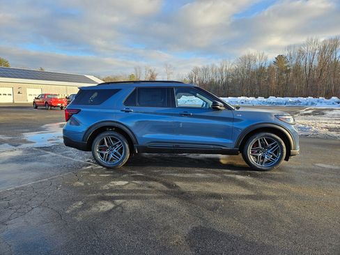 New 2026 Ford Explorer ST-Line w/ ST-Line Street Pack AWD/4WD image 9