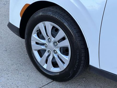 Used 2020 Kia Soul LX FWD image 7