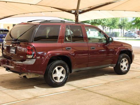 Used 2006 Chevrolet TrailBlazer LS w/ LS Preferred Equipment Group RWD image 11