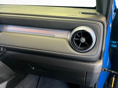 Used 2024 Chevrolet Colorado LT w/ LT Convenience Package III image 27