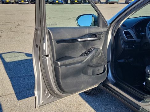 Used 2023 Kia Seltos LX image 15