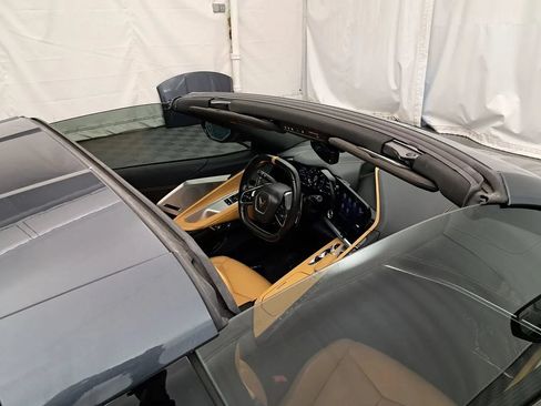 Used 2020 Chevrolet Corvette Stingray Preferred Cpe w/ 2LT Preferred Equipment Group RWD image 5