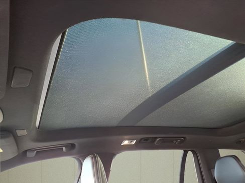 Used 2019 Volvo XC90 T5 R-Design w/ Protection Package image 12