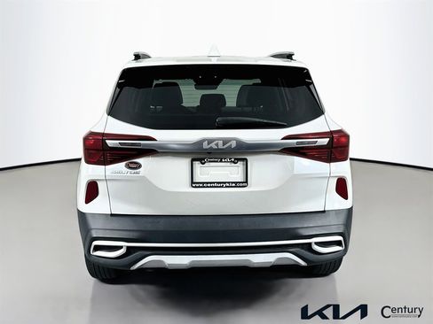 Certified 2023 Kia Seltos EX image 6