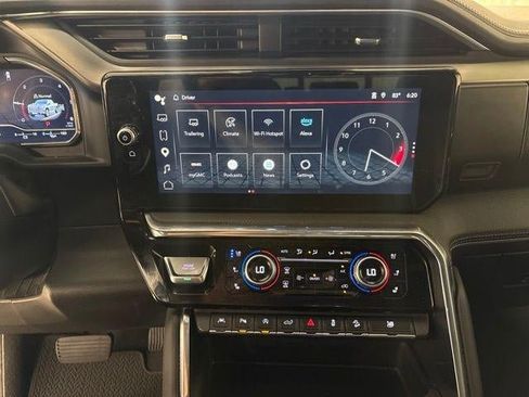 Used 2024 GMC Sierra 1500 Denali w/ Denali Reserve Package AWD/4WD image 20