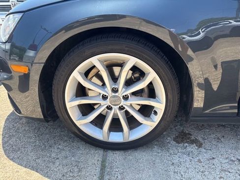 Used 2019 Audi A4 2.0T Premium w/ Convenience Package FWD image 28