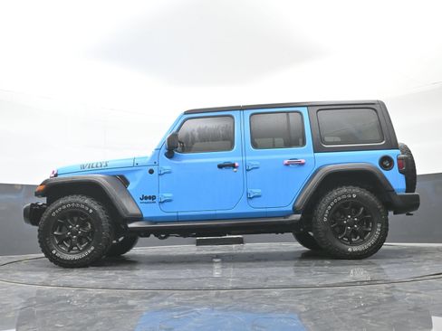 Used 2021 Jeep Wrangler Unlimited Sport AWD/4WD image 43