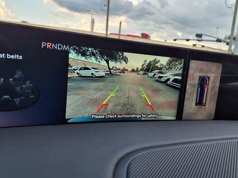 New 2025 Lincoln Navigator Reserve image 13