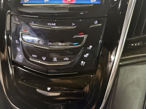 Used 2016 Cadillac Escalade ESV Platinum image 19