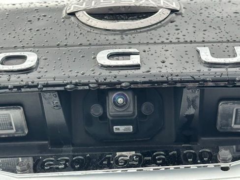 Used 2023 Nissan Rogue SL w/ SL Premium Package image 14