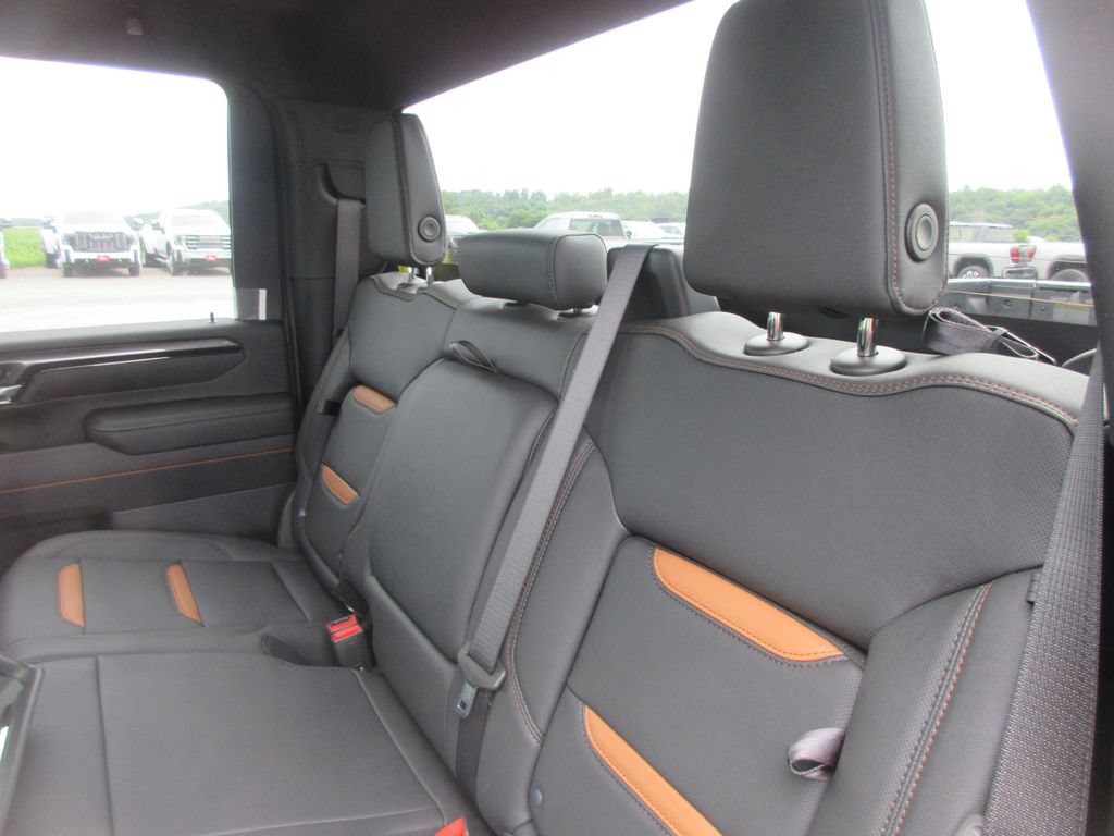 New 2026 GMC Sierra 2500 AT4 AWD/4WD image 16