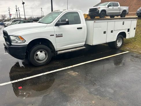 Used 2018 RAM 3500 Tradesman w/ Power & Remote Entry Group image 2