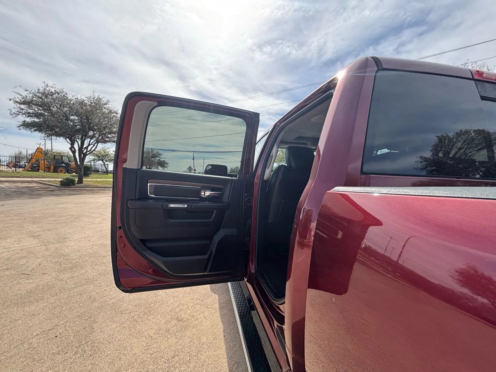 Used 2017 RAM 2500 Laramie w/ Off Road Package AWD/4WD image 21