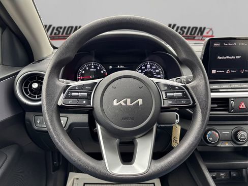 Certified 2024 Kia Forte LXS w/ LXS Technology Package image 22