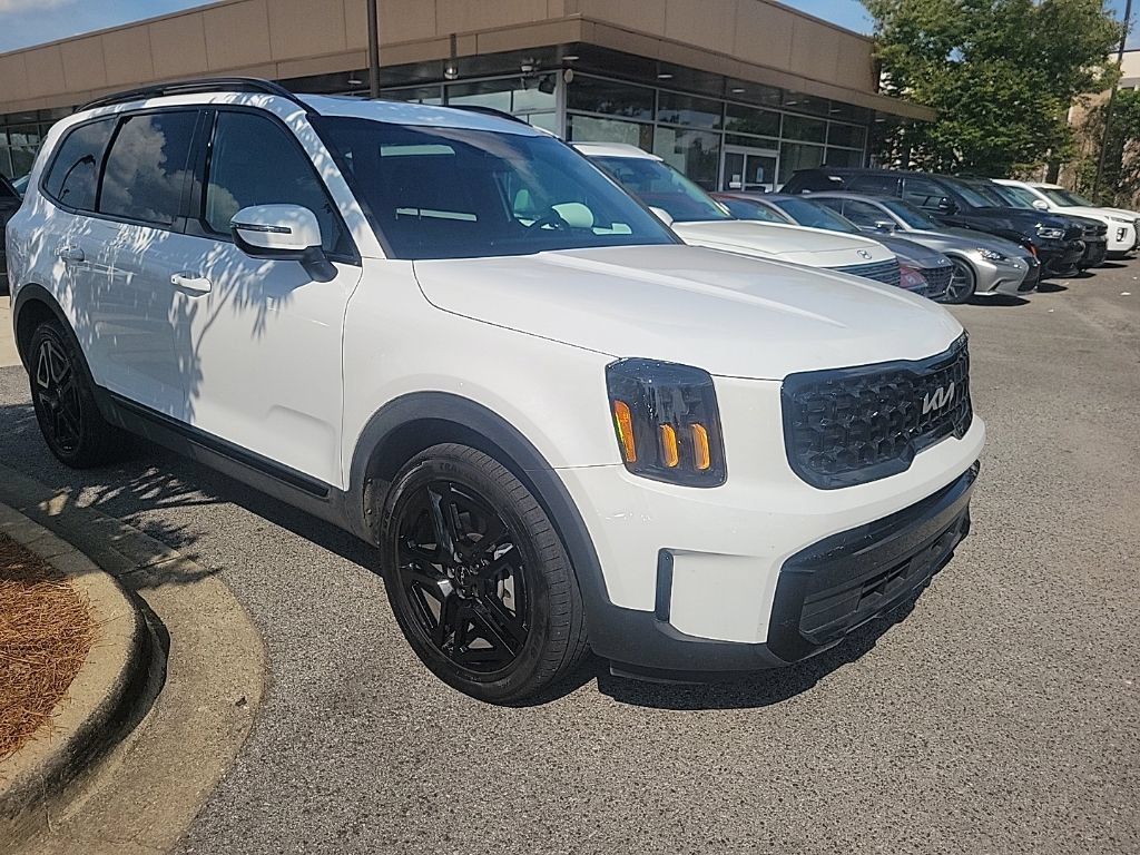 Used 2024 Kia Telluride EX X-Line AWD/4WD image 2