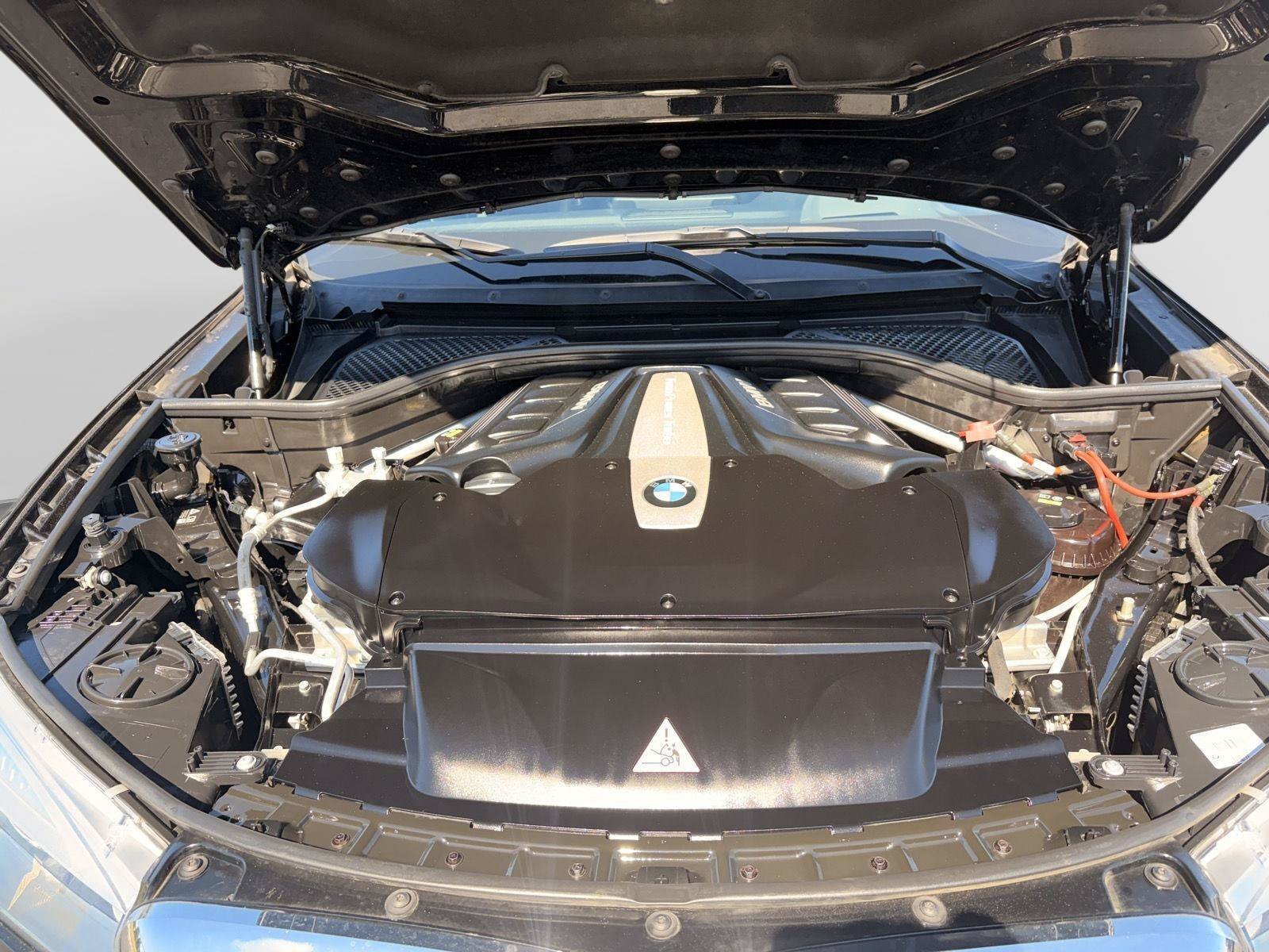 Used 2018 BMW X5 xDrive50i AWD/4WD image 19