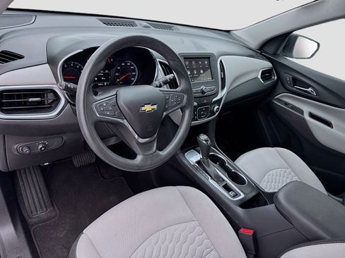 Used 2019 Chevrolet Equinox LS FWD image 7