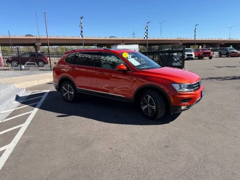 Used 2018 Volkswagen Tiguan SEL image 29