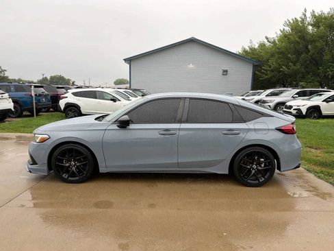Used 2022 Honda Civic Sport image 3
