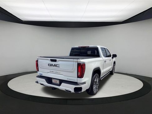 Used 2025 GMC Sierra 1500 Denali Ultimate AWD/4WD image 8