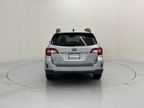 Used 2016 Subaru Outback 2.5i Limited image 5