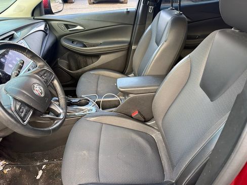 Used 2023 Buick Encore GX Preferred w/ Cold Weather Comfort Package FWD image 7