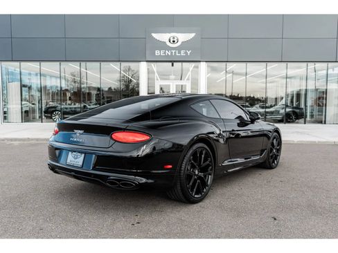 Used 2023 Bentley Continental GT V8 image 3