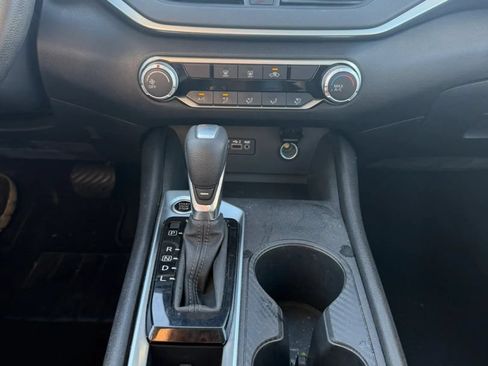 Used 2019 Nissan Altima 2.5 S FWD image 26