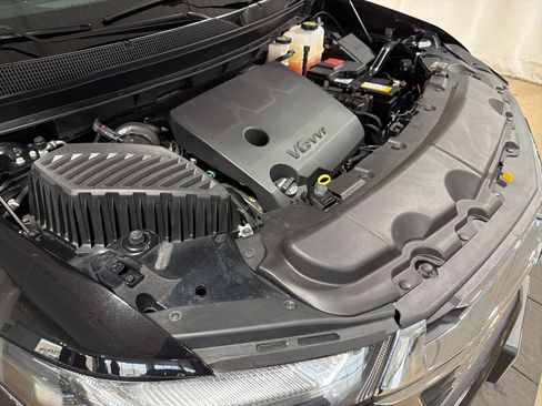 Used 2023 Chevrolet Traverse LT w/ LPO, Floor Liner Package AWD/4WD image 46