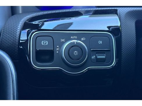 Used 2023 Mercedes-Benz CLA 250 250 image 29